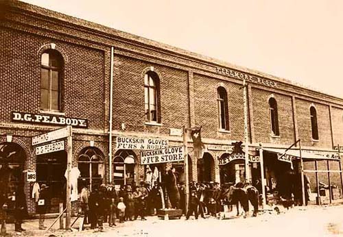Fillmore Block - 15th Street below Larimer