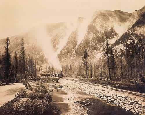 Train Going Through Cottonwood Pass