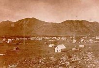 Early photo of Boulder Looking West