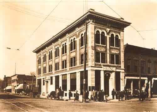 Bank; Broadway & Pearl Streets NE Corner