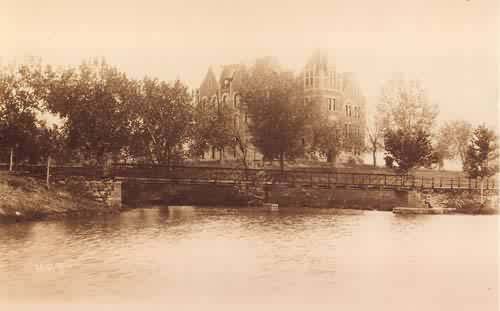 Hale Science Building at University of Colorado