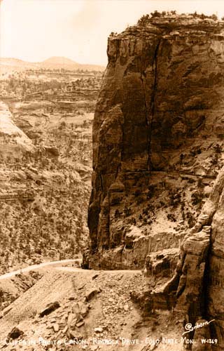 Cliffs in Fruita Canyon