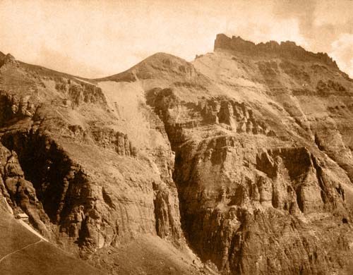 Pilot Knob and the Cliff Toward Yellow Mountain