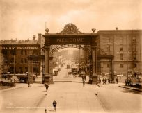 Welcome Arch at Union Depot